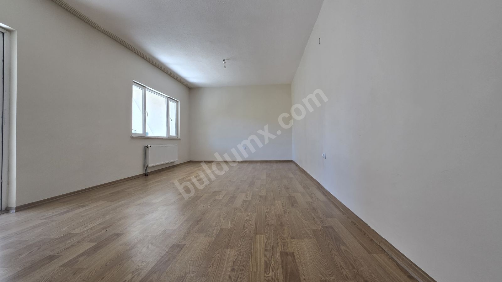 TOKİ DE KİRALIK 3+1 DAİRE - Fotoğraf 7