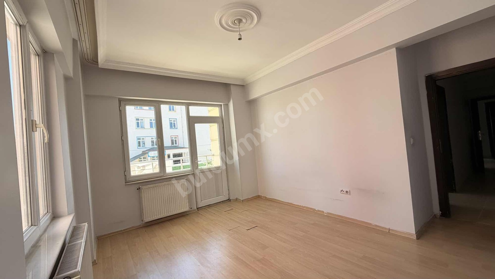 KUBİLAY LİSESİ CİVARINDA KUP'ON 3+1 SATILIK DAİRE - Fotoğraf 3
