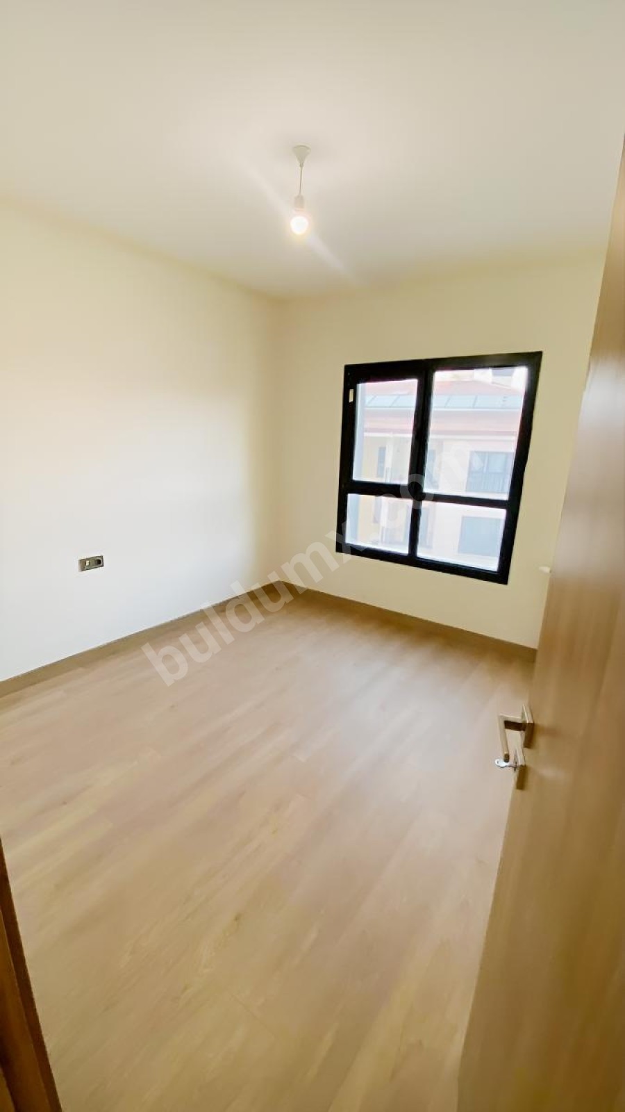 GENÇ GİRİŞİMDEN İKİZCE DE KİRALİK 3+1 DAİRE - Fotoğraf 11