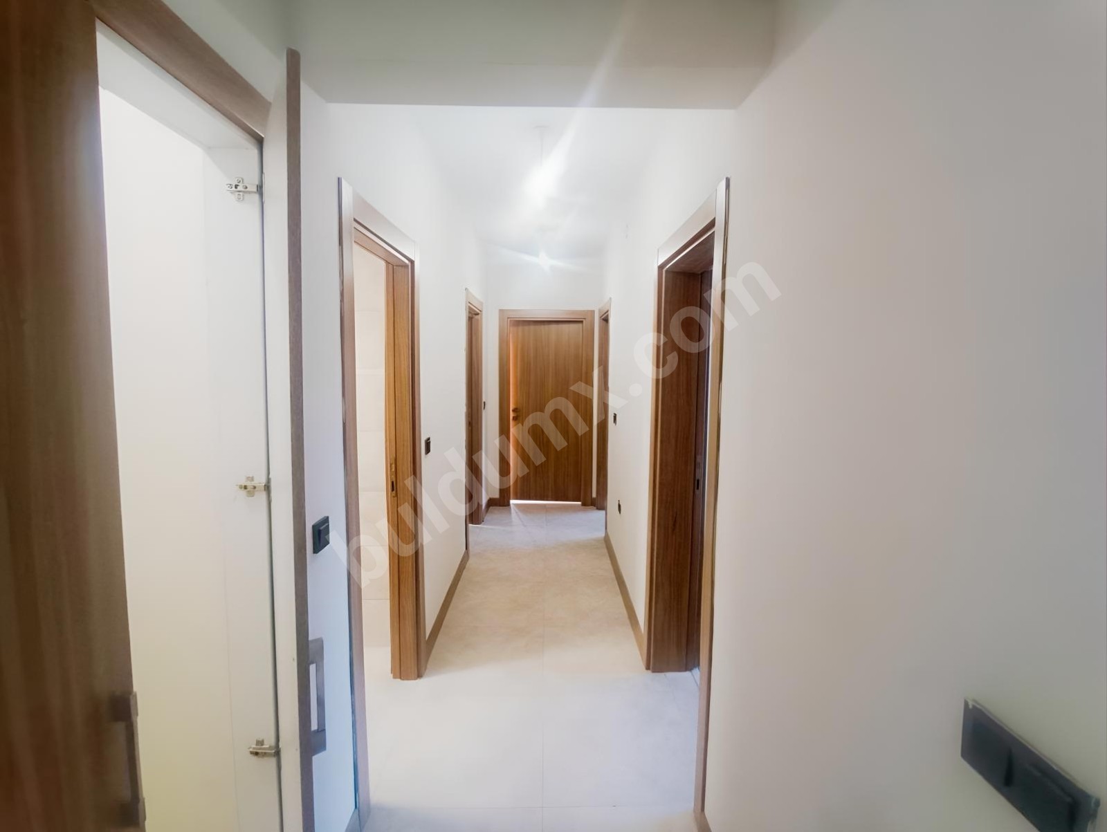 GENÇ GİRİŞİMDEN İKİZCE DE KİRALİK 3+1 DAİRE - Fotoğraf 12