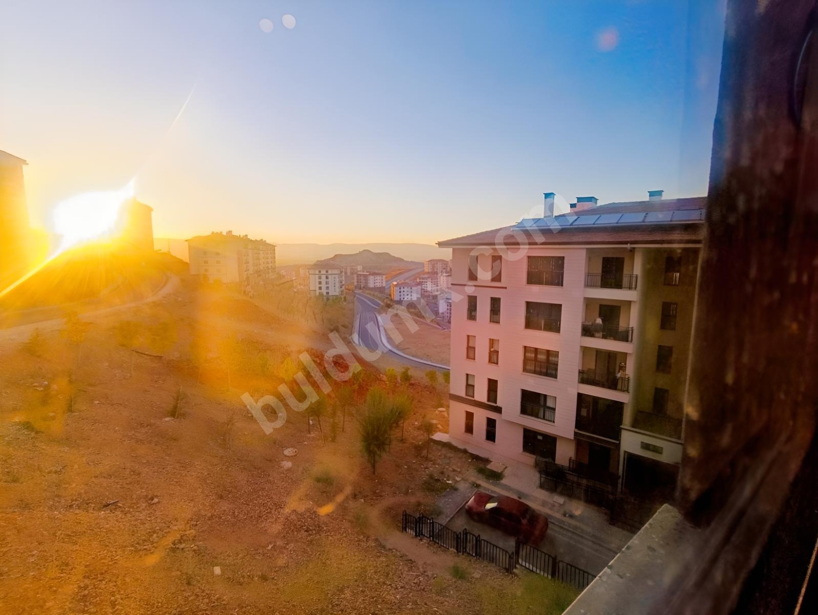 GENÇ GİRİŞİMDEN İKİZCE DE KİRALİK 3+1 DAİRE - Fotoğraf 8