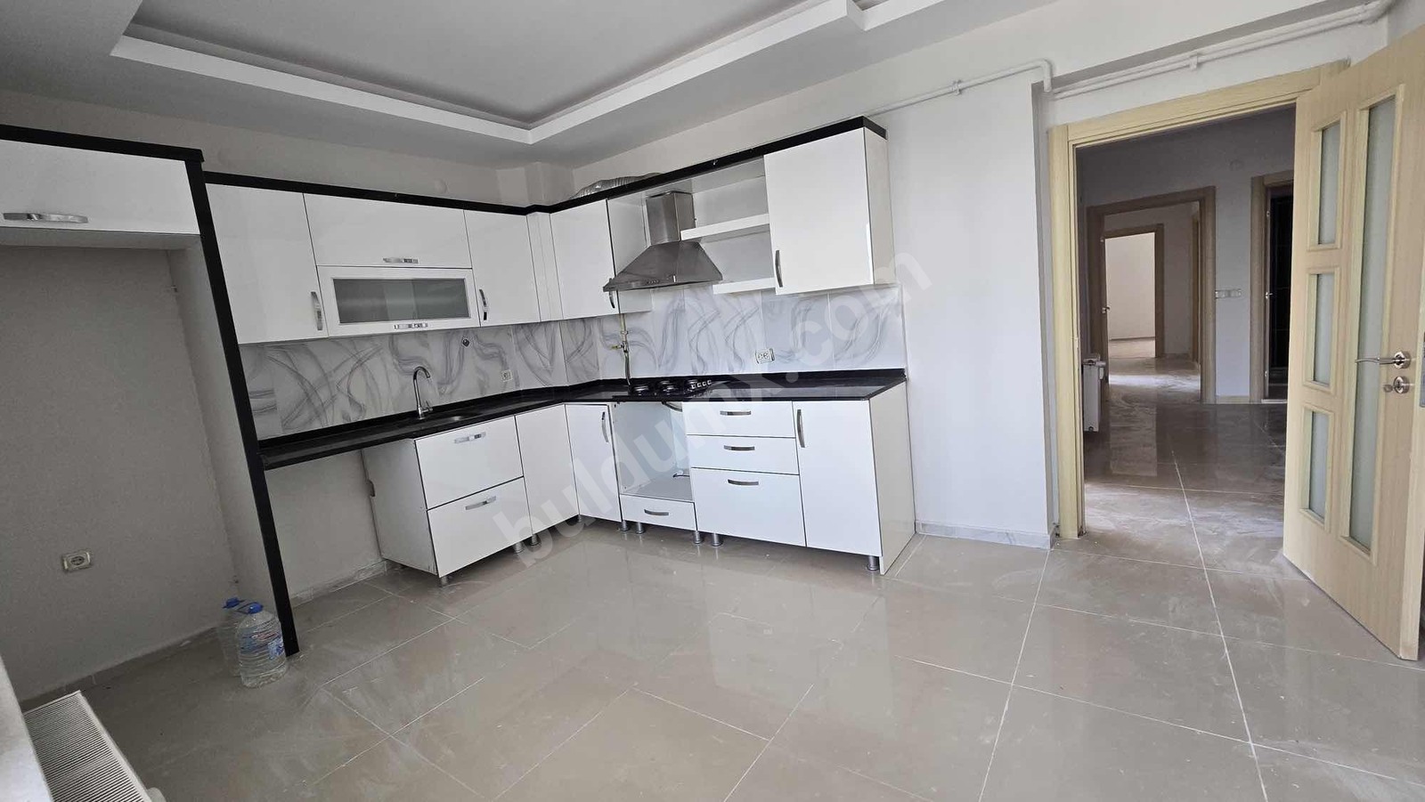 GENÇ GİRİŞİMDEN FAHRİ KAYAHAN ANA CADDE'DE 3+1 GENİŞ FERAH DAİRE - Fotoğraf 5