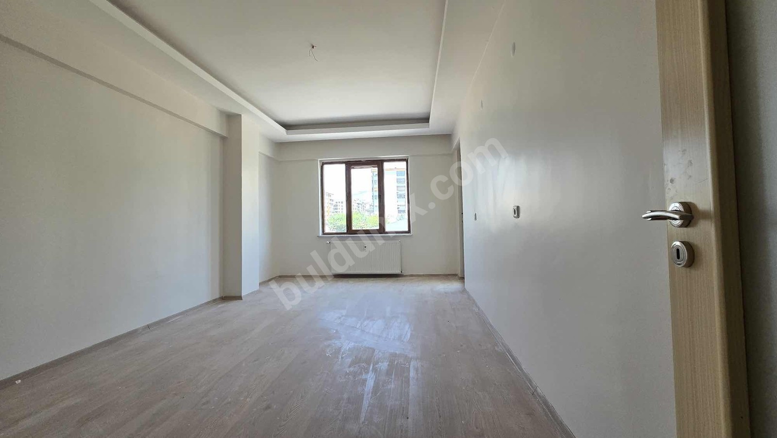GENÇ GİRİŞİMDEN FAHRİ KAYAHAN ANA CADDE'DE 3+1 GENİŞ FERAH DAİRE - Fotoğraf 2