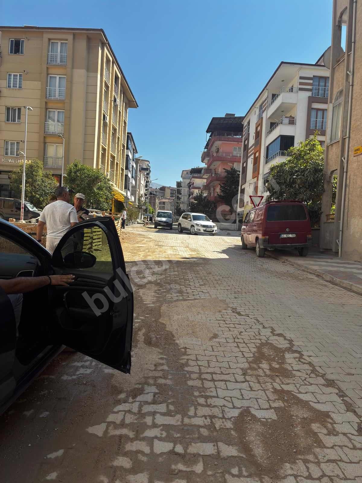 GENÇ GİRİŞİM'DEN KÜÇÜK MUSTAFA PAŞA'DA SATILIK 3+1 DAİRE - Fotoğraf 2