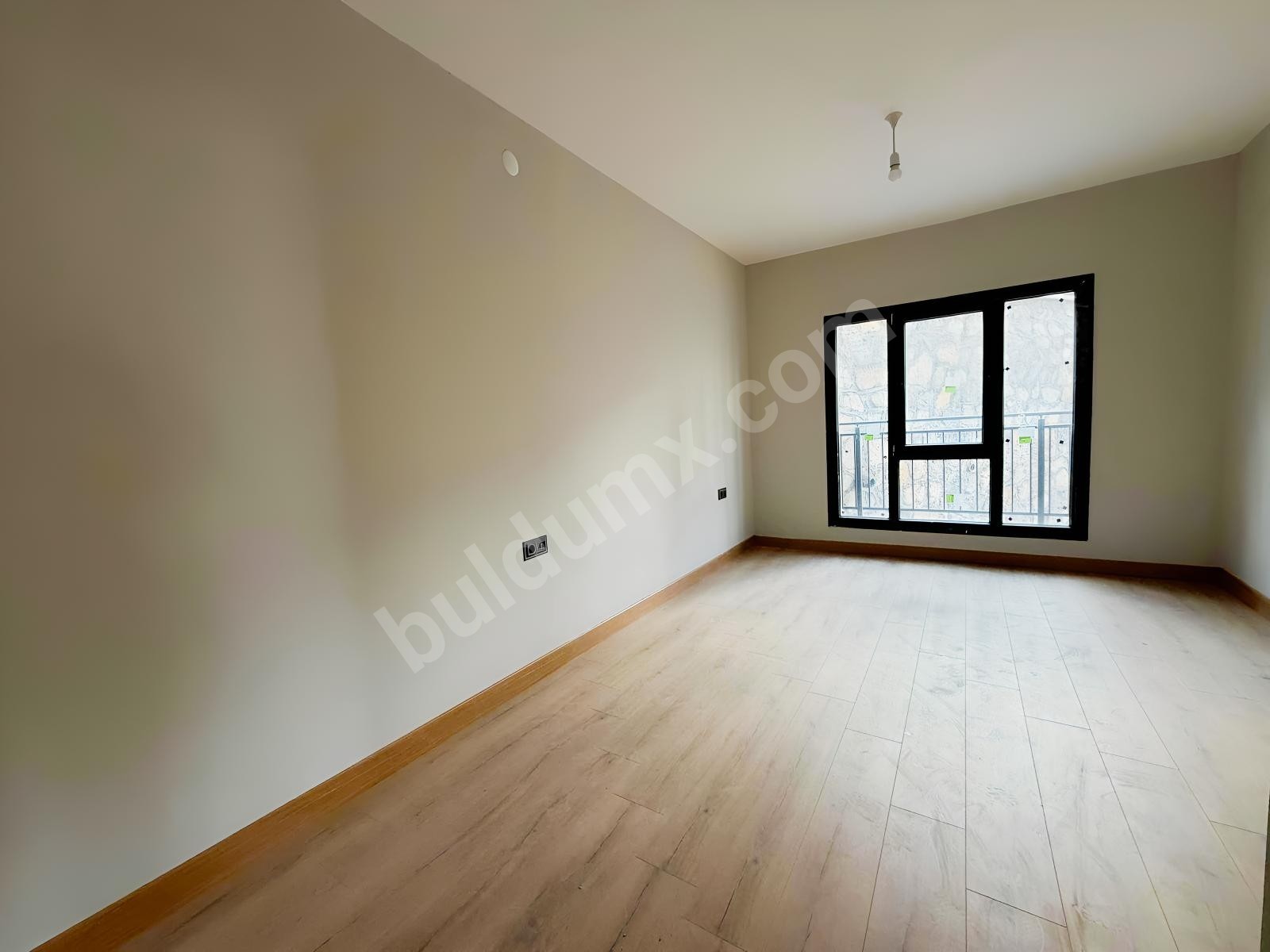 ÇAMURLU AKOĞUZ TOKİLERDE KİRALIK 3+1 DAİRE - Fotoğraf 4