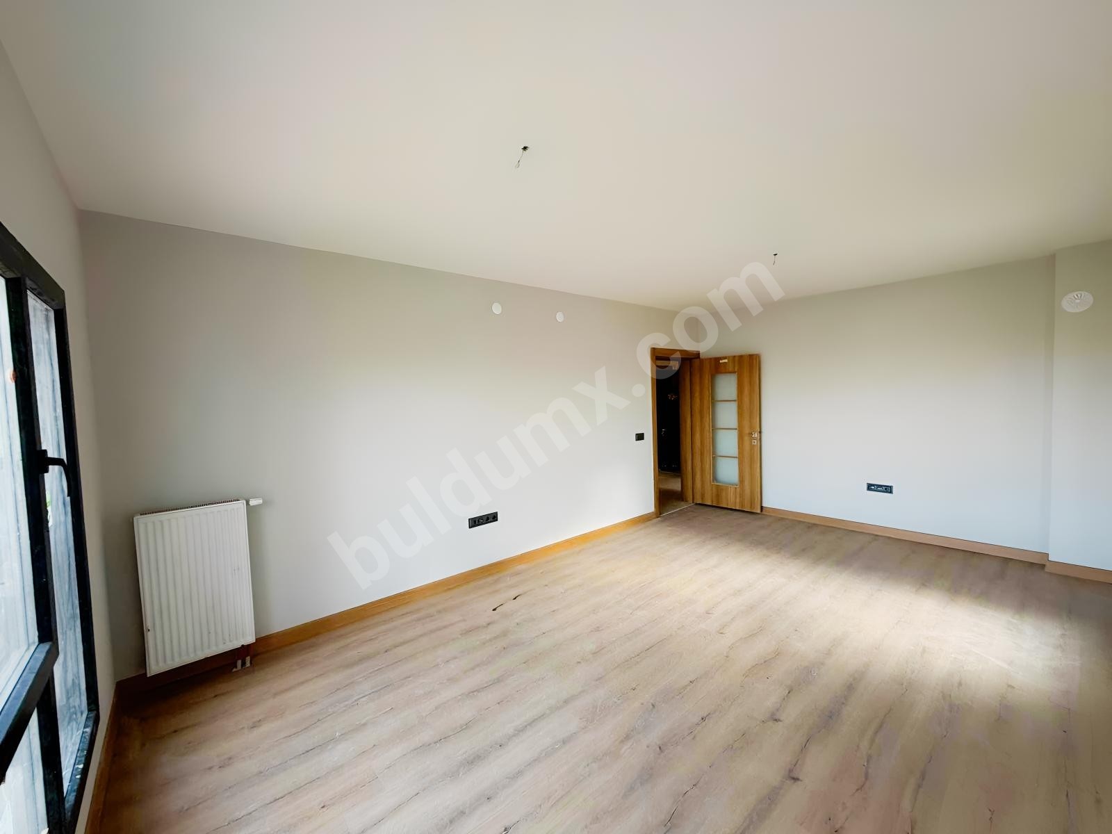 ÇAMURLU AKOĞUZ TOKİLERDE KİRALIK 3+1 DAİRE - Fotoğraf 3
