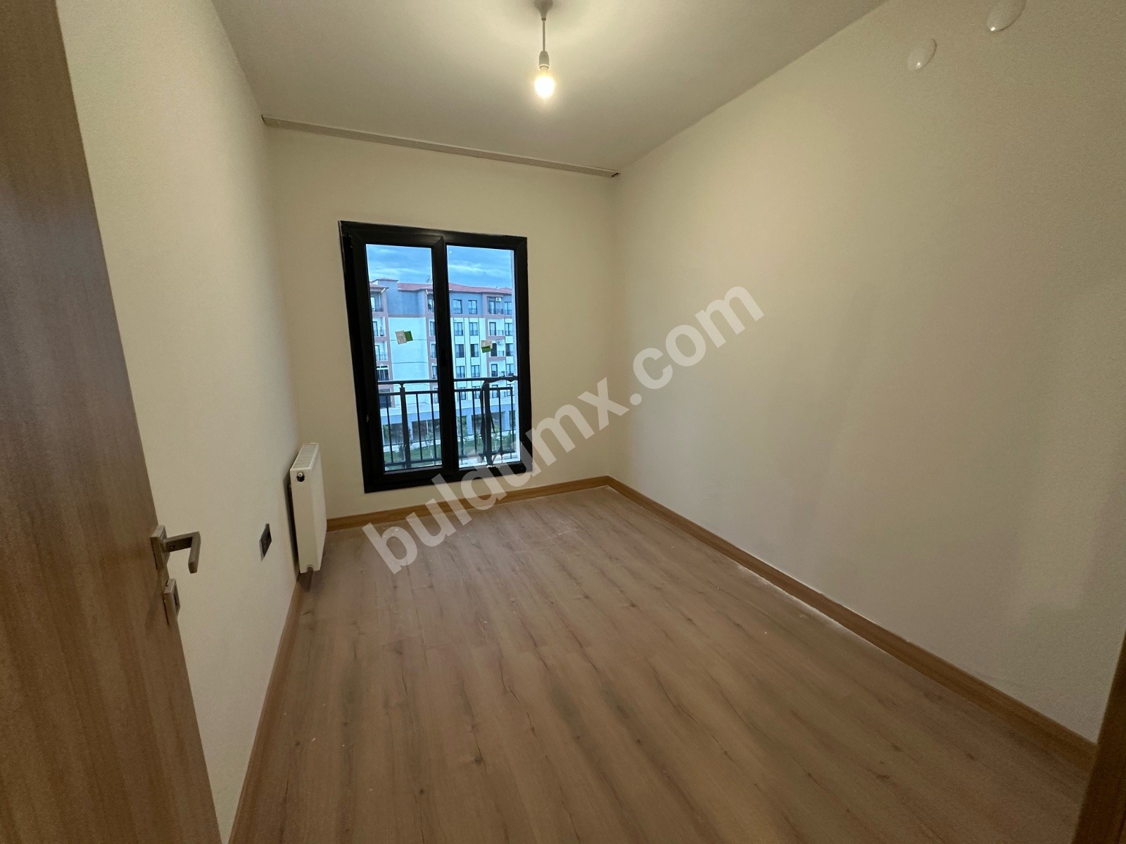 FAHRİKAYAHAN TOKİLERDE SATILIK ARAKAT DAİRE - Fotoğraf 12