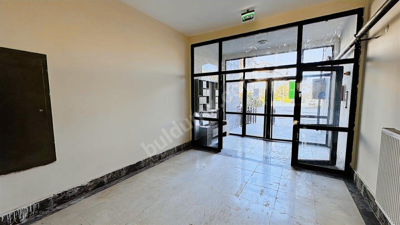 BENTBAŞI MAH.YENİ TOKİLERDE ANA CADDE ÜSTÜ ARAKAT 3+1 DAİRE