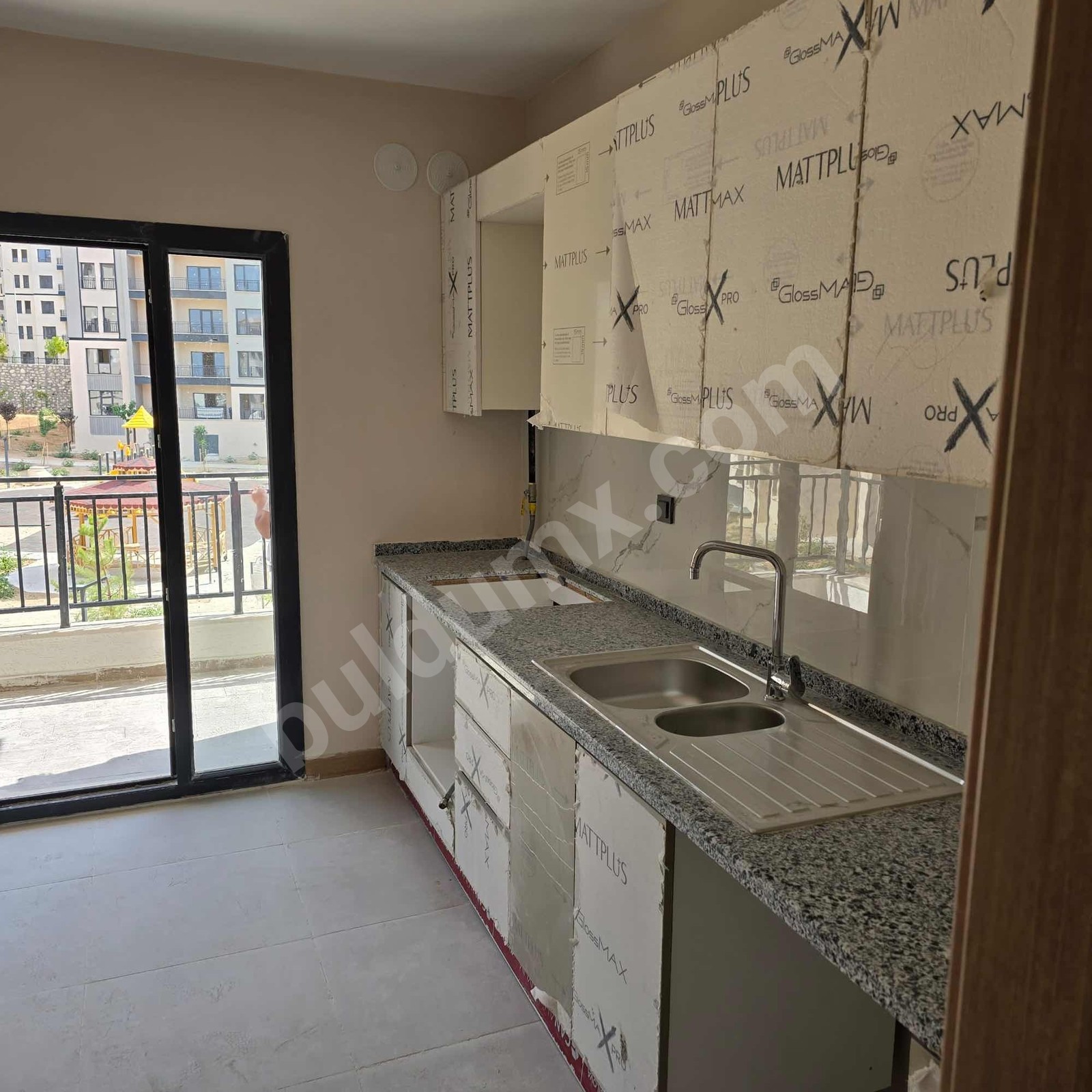 BAHÇEBAŞI 11.ETAP 3.KAT 3+1 KİRALIK HAZIR DAİRE - Fotoğraf 4